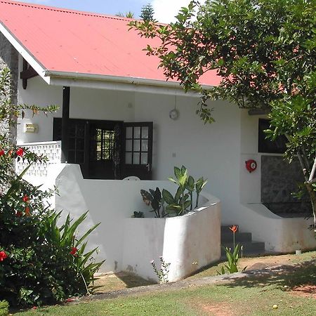Daniella'S Bungalows Bel Ombre Exterior foto