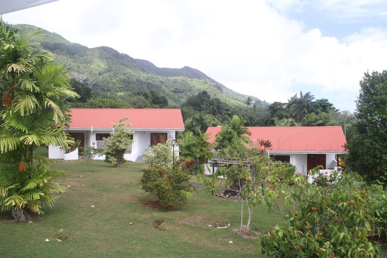 Daniella'S Bungalows Bel Ombre Exterior foto